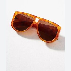 Anthropologie Oversized Aviator
Sunglasses / Tortoise Shell Sunglasses